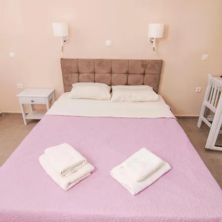 Nefeli Appartement *