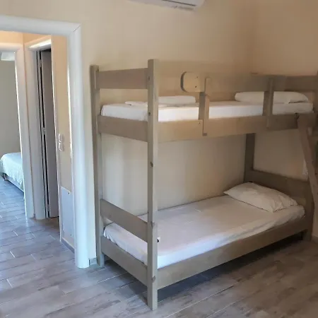 Nefeli דירה ואסיליקי